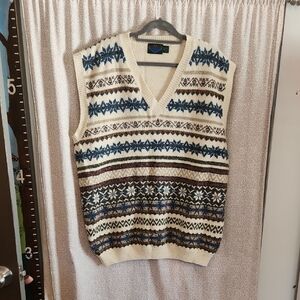 Vintage Knit Sweater Vest with Pattern